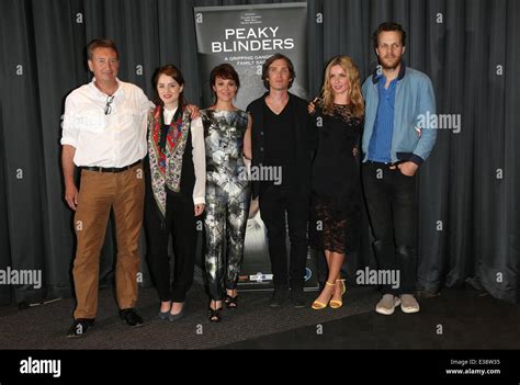 Cillian murphy helen mccrory premiere peaky blinders fotografías e