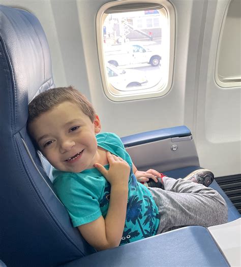 Year Old Autistic Boy Can Fly Maskless After Judge S Ruling Newsweek