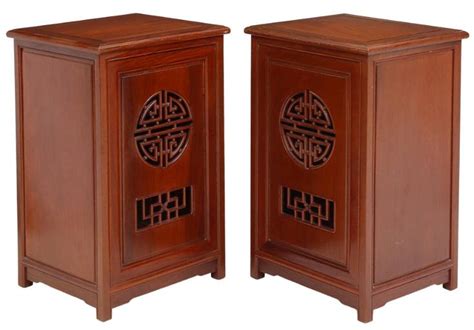 2 Chinese Shou Character Pedestals Stands 0060 On Jun 24 2022