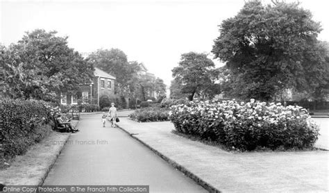 Photo Of Warrington Bank Gardens C1965 Francis Frith