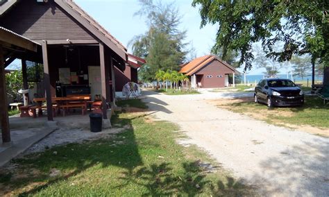 Penarik Beach Resort