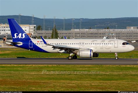 SE RUC SAS Scandinavian Airlines Airbus A320 251N Photo By Laszlo