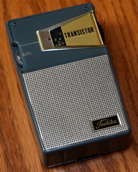 Vintage Toshiba Transistor Radio Model Tp A Am Band Transistors