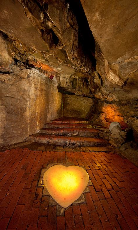 Howe Caverns Exploring A Side Of The Underground Cave We Bet Youve