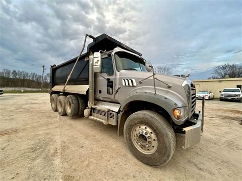 2019 Mack Granite 64fr Tri Axle Dump Truck Mp8 505m 435hp Automatic