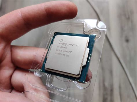 Процессор Intel Core I7 6700k 400ghz8mb8gts S1151 інтел 2 800 грн Комплектуючі та