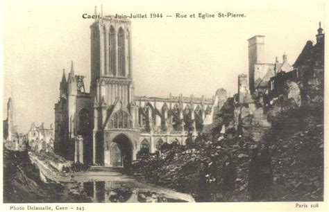 Caen Juin Juillet Rue Et Glise St Pierre Carte Postale