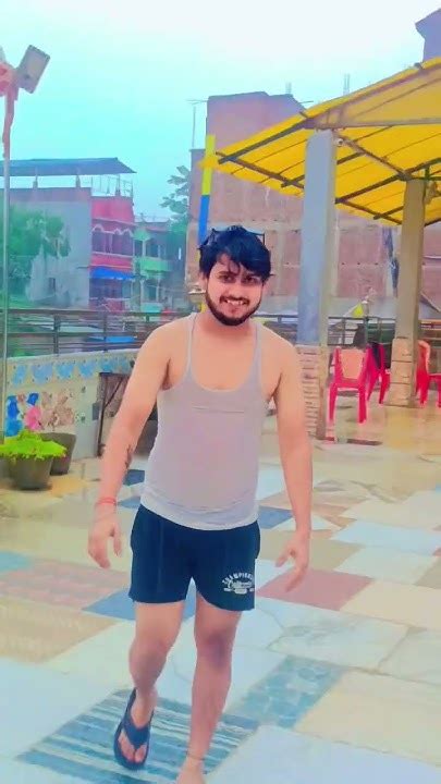 बारिश में नहाने का मजा कुछ और ही होता है 😎😎viral Motihaari Vlog Shortvideos Sugauli Youtube