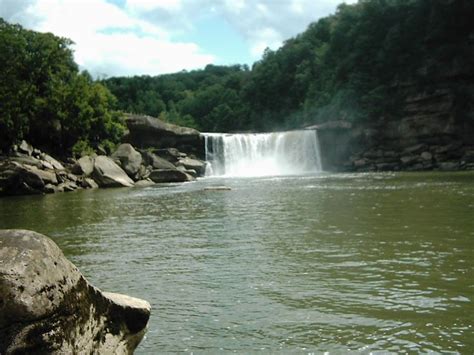 Cumberland Falls, Kentucky | Cumberland falls, Beautiful places, Outdoor