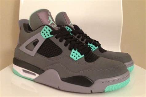 Air Jordan 4 (Green Glow) - Sneaker Freaker