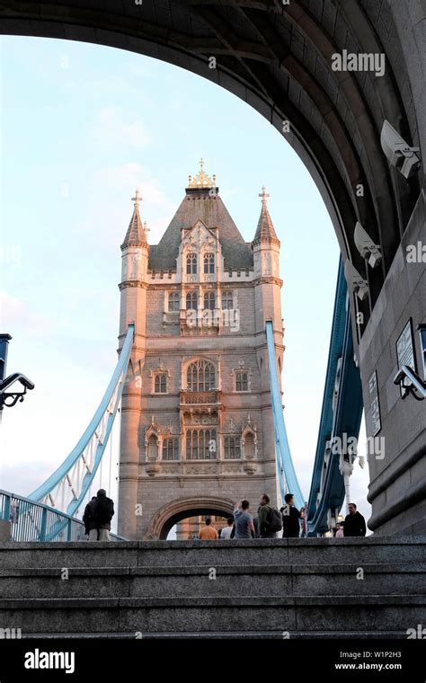 London Tower Bridge Close Up Hi Res Stock Photography And Images Alamy