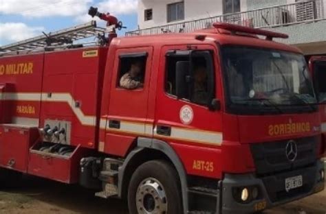 Incêndio destrói marcenaria no Baixo Roger em João Pessoa F5 Online