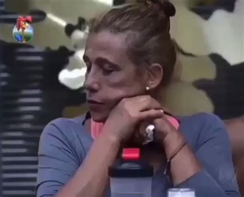 Acervo Memes on Twitter Rita Cadillac contando até 10 para não