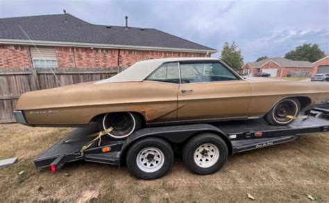 Great Interior So So Body 1967 Pontiac Grand Prix Barn Finds