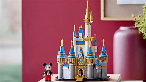 Il Mini Castello Disney Lego Che Ricrea Liconico Castello Di