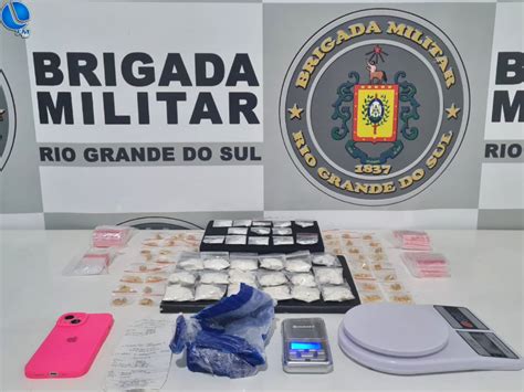 Mulher é Presa Por Tráfico De Drogas Em Guaporé Lagoa Fm A Primeira