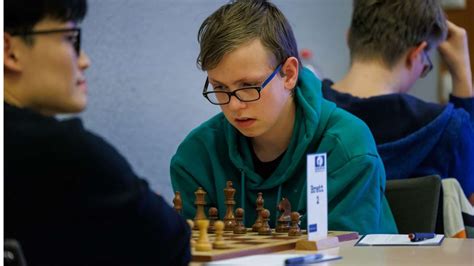 Schach Open In B Blingen Tobias K Lle Und Marius Deuer Zwei