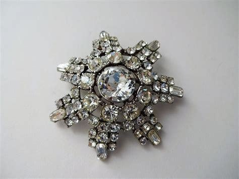 Art Deco Rhinestone Snowflake Brooch Vintage 1930s Pot Metal Foil Back