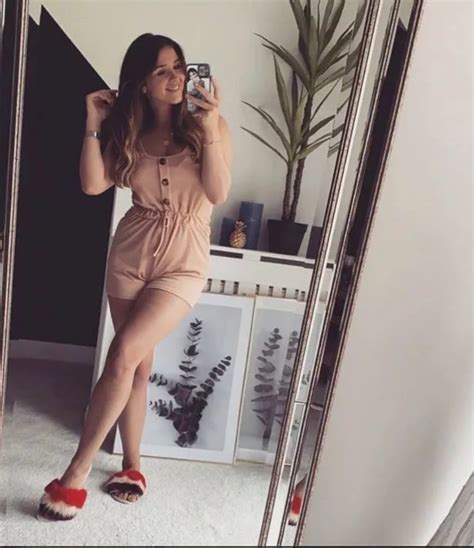 Coronation Street S Brooke Vincent Puts On Nude Display In Thigh Skimming Playsuit Daily Star