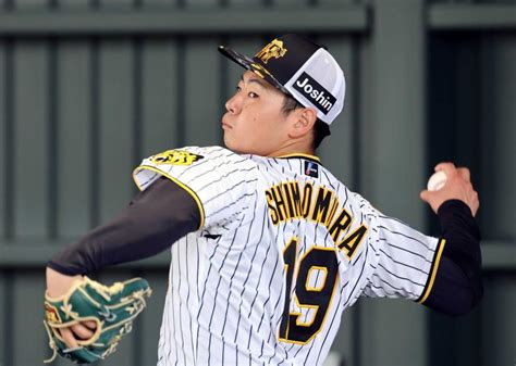 阪神・ドラ1下村 藤川球児saから金言 2軍キャンプで初ブルペン、投球後に“個別指導”で岩崎のブルペンを勉強阪神タイガースデイリースポーツ