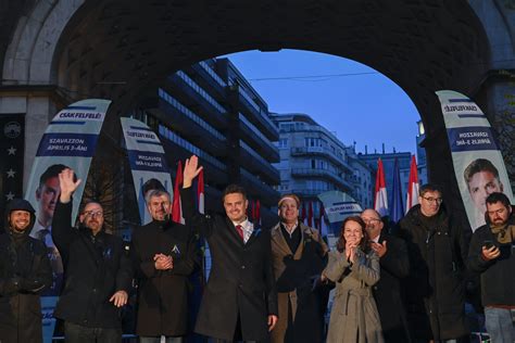 Budapost Ein Monat Danach Die Geschlagene Opposition Im Spiegel Der