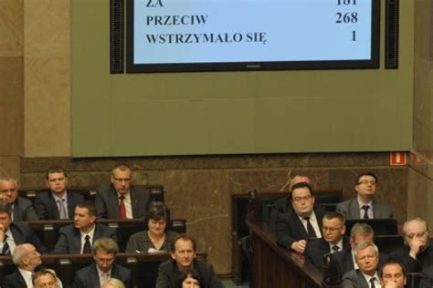 Będziemy pracować dłużej Sejm uchwalił zmiany w systemie emeryta