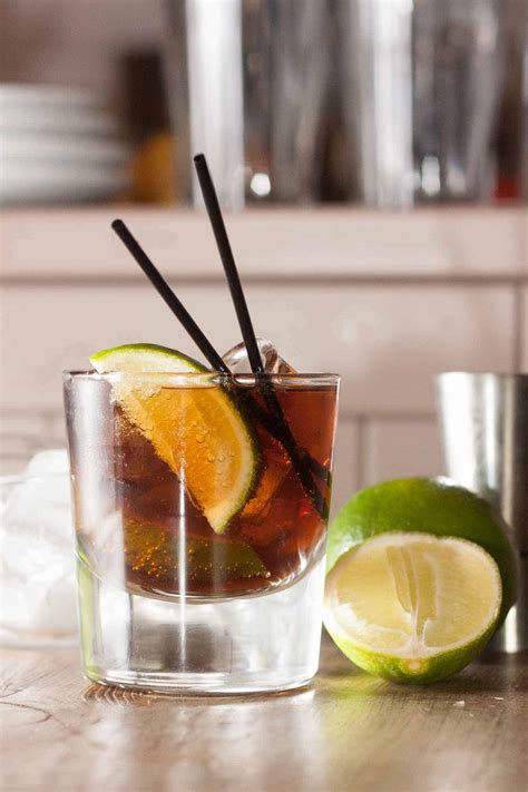 Cuba Libre Cocktail