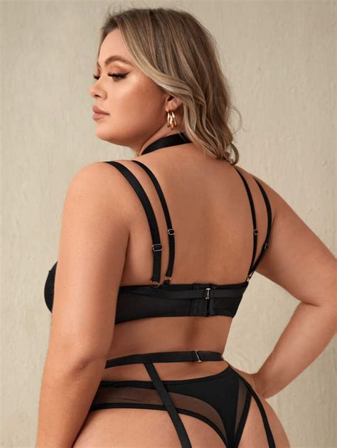 Classic Sexy Plus Pcs Ring Linked Harness Underwire Lingerie Set With