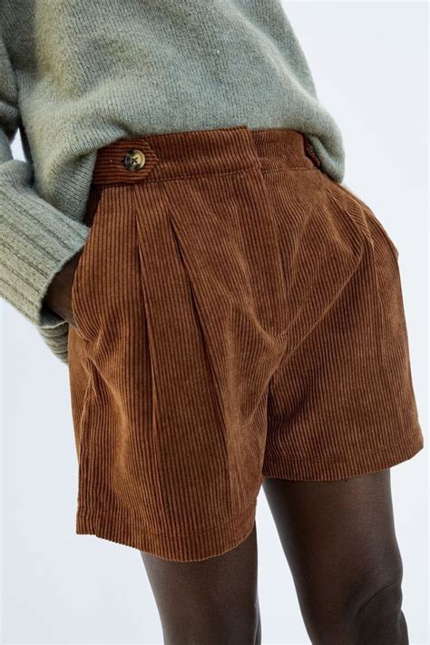 Pin By Fernanda Vasconselos On Corduroy Fashion Aesthetic Clothes