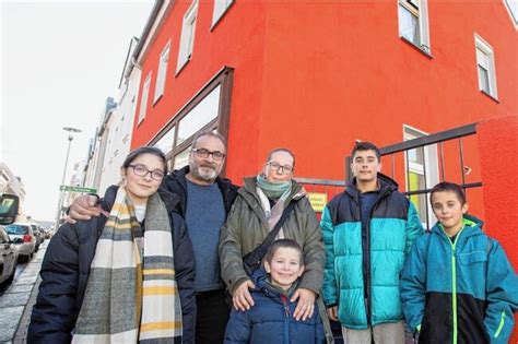 Wie Cino Nach Dem Erdbeben In Der T Rkei In Plauen Nun Neu Anf Ngt