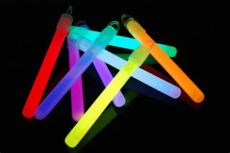 4 Inch Premium Assorted Glow Sticks With Lanyards 25 Count