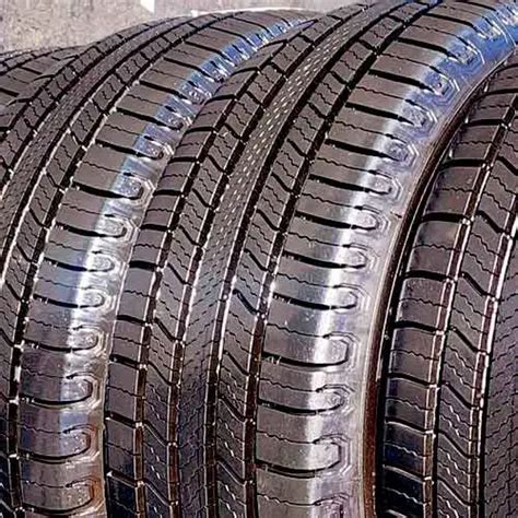 Michelin Defender 2 vs CrossClimate 2 | Tire Driver