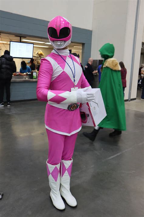 Pink Power Ranger Cosplay By Aeroliger On Deviantart