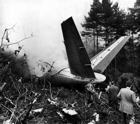 Crash of a Douglas DC-8-43 in Milan: 13 killed | Bureau of Aircraft ...