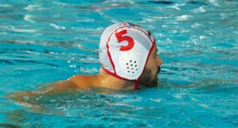 El S Nior Mascul De Waterpolo Dona El Cop A La Nova Escullera Club