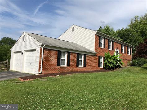 17 Joshua Tree Ct, Gaithersburg, MD 20878 - See Est. Value, Schools & More