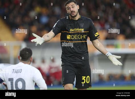 Theo Hernandez Milan Dejected And Wladimiro Falcone Lecce Asks For