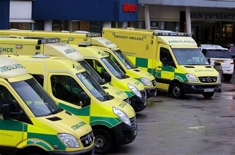 Thief Steals Ipads And Paramedics Bag From Ambulance While Crew Deal With Critical Emergency