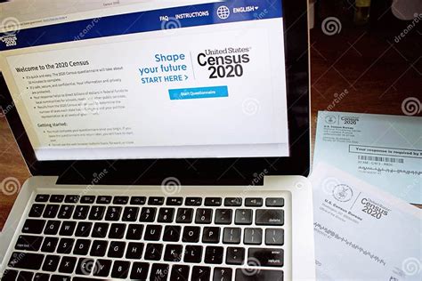 United States 2020 Census Postcard Letter And Online Page Editorial