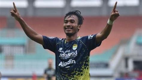 Gelandang Muda Persib Bandung Ini Tatap Liga Dengan Penuh