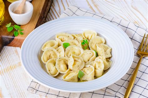 21 Delicious Stuffed Pasta Recipes