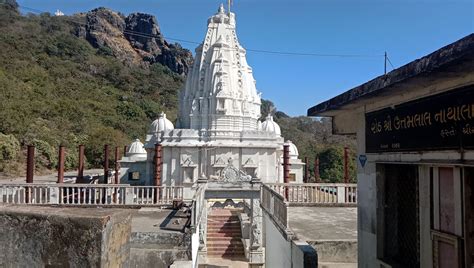 Parasnath Temple Giridih Bce Jain Temple Famous Temples Of India