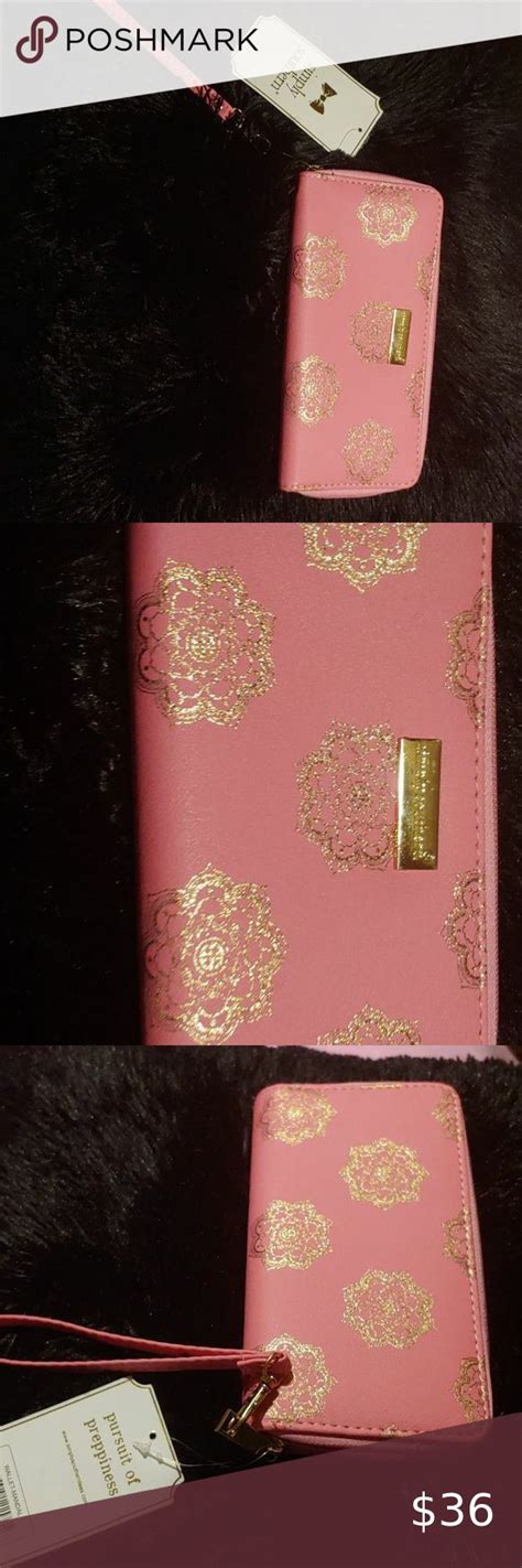 Simply Southern Walletand Wristlet Simply Southern Gold Details