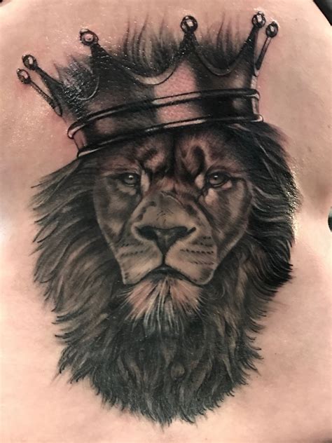 Lion And Crown Cover Up By Lou Bragg Lion Tattoo Mens Lion Tattoo