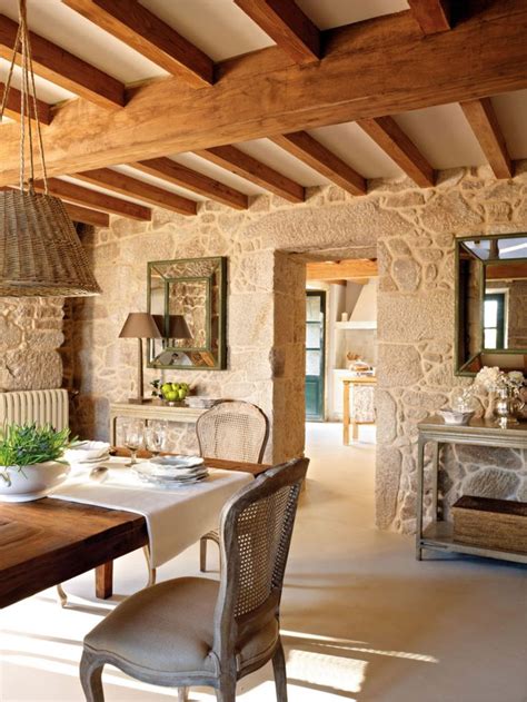 Una casa rustica mix di tradizione e modernità Rustic house French