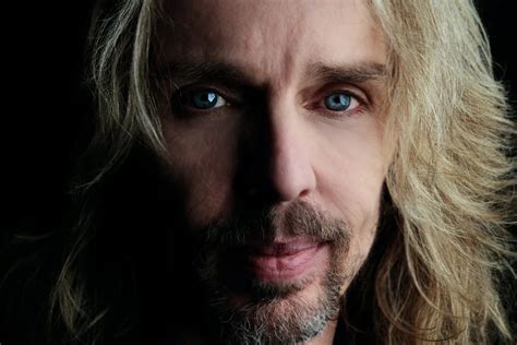 16 Captivating Facts About Tommy Shaw