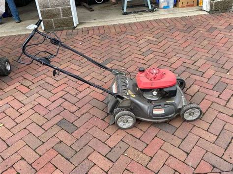 Honda Hrt216 Push Mower Res Auction Services