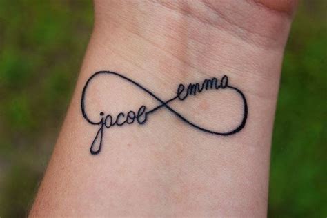 Ideas Para Tatuajes Del Infinito Con Nombre Y Letras