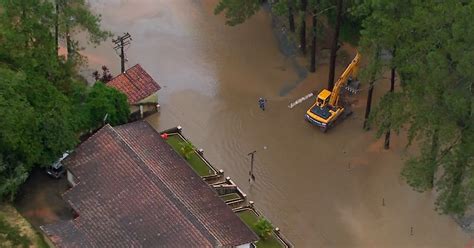 G1 Adutora Se Rompe Na Zona Norte De SP Durante Chuva Forte