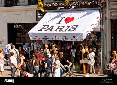 France, Paris, souvenir shop on the Champs-Elysées Stock Photo, Royalty ...